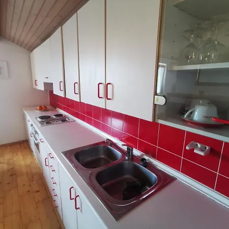 Lakebled With Casle View Apartment Bled