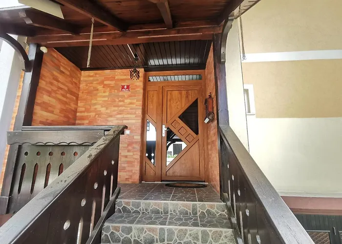 Lakebled With Casle View