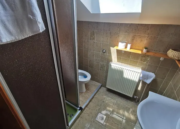 Lakebled With Casle View